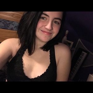 Meet your Posher, Bella